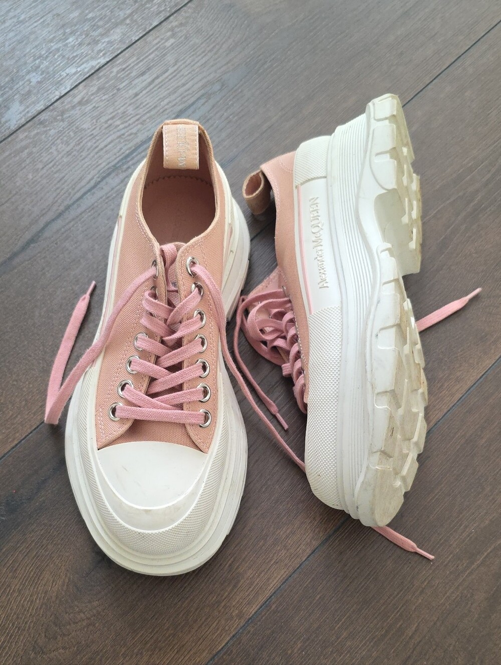 Alexander McQueen Tread Slick Sneakers
